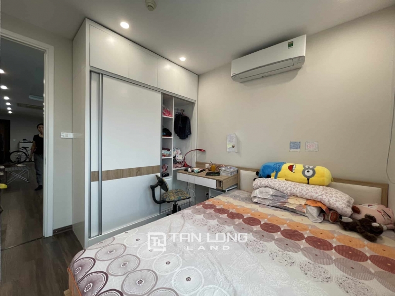 Excellent 123sqm apartment for rent in E5 Ciputra 11