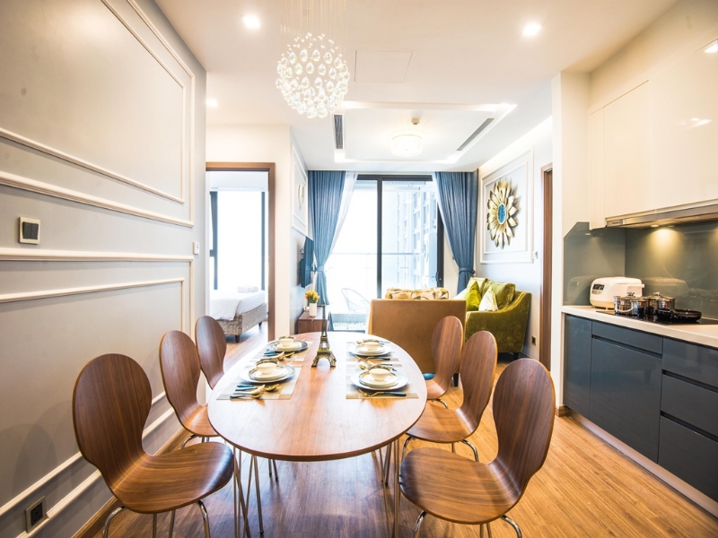 Exclusive apartment for rent in M2 Vinhomes Metropolis 5