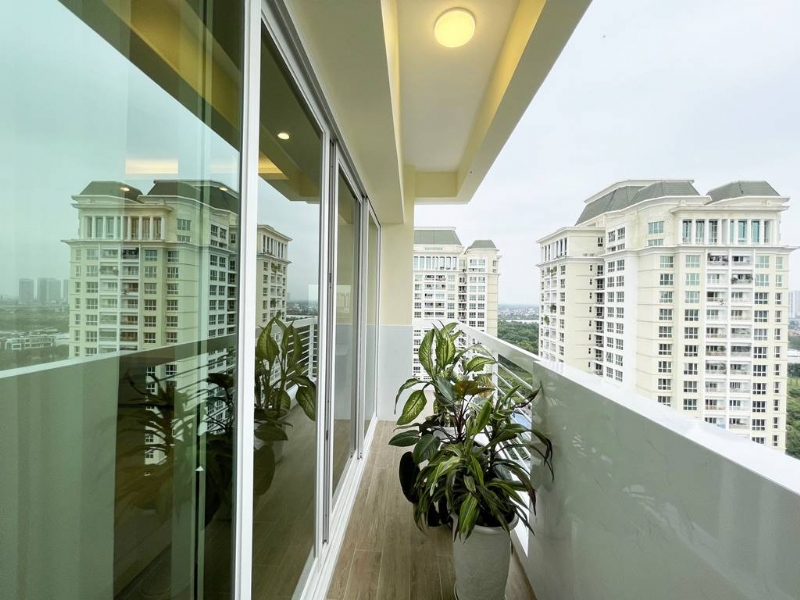 Explore an Exceptional Rental Opportunity in the Prestigious E1 Ciputra Building! 45