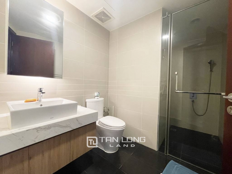 Fantastic lake - view 3BRs apartment for rent in Watermark Tay Ho 14