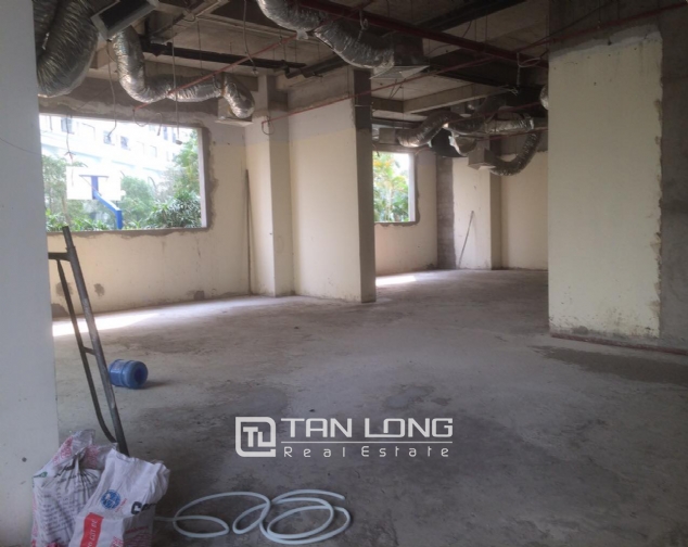 Fist floor in Royal City in Thanh Xuan dist, Hanoi for lease 3