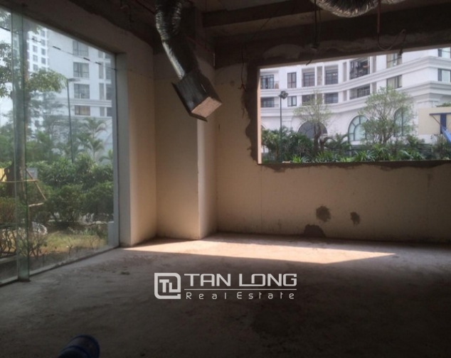 Fist floor in Royal City in Thanh Xuan dist, Hanoi for lease 7