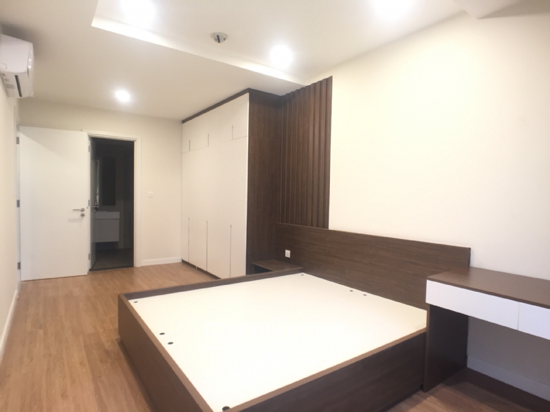 Full furnished apartment for rent in Kosmo Tay Ho 5