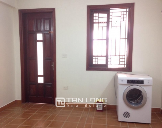 Full furnishing house for rent in Quan Ngua street, Ba Dinh district! 5
