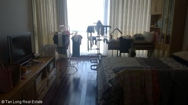 Fully equipped 2 bedroom apartment for rent in Vincom Center, Mai Hac De str, $2000/month 6