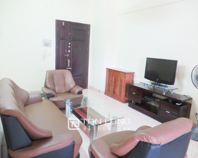 Fully furnished 2 bedroom apartment for rent in 671 Hoang Hoa Tham building, Ba Dinh dist