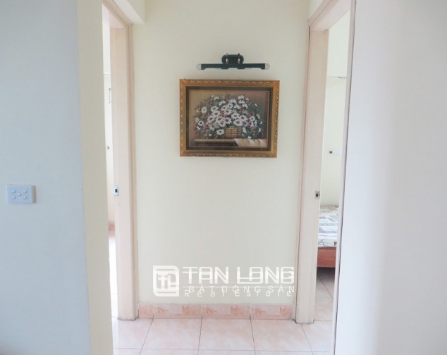 Fully furnished 2 bedroom apartment for rent in 671 Hoang Hoa Tham building, Ba Dinh dist 4