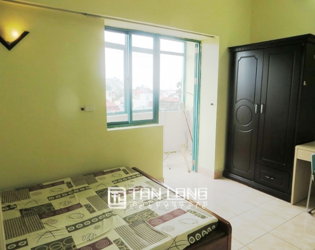 Fully furnished 2 bedroom apartment for rent in 671 Hoang Hoa Tham building, Ba Dinh dist 9