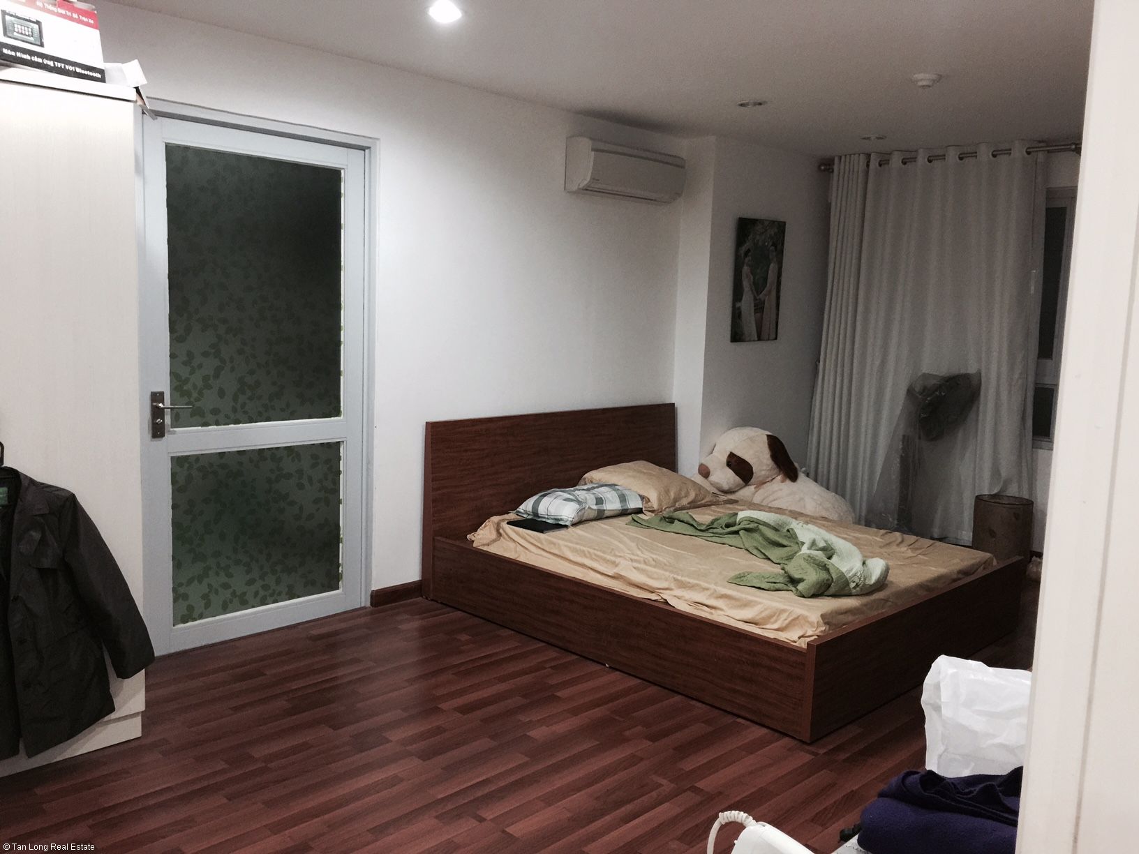 Fully furnished 2 bedroom apartment for rent in Mipec Tower, Dong Da district 6