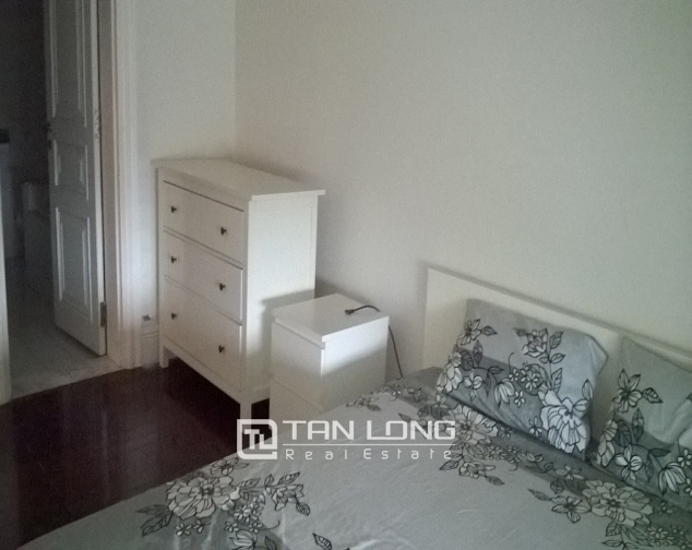 Fully furnished 2 bedroom apartment with modern design to rent in The Manor, Nam Tu Liem 6