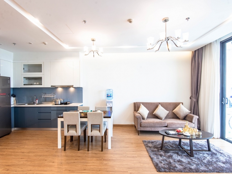 Fully furnished 2-bedroom apartment for rent in Vinhomes Metrolist Ba Dinh 2