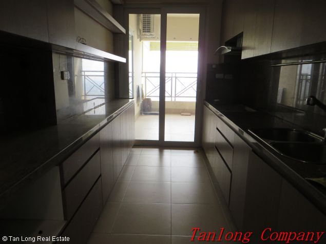 Fully furnished 3 bedroom apartment to lease in 25T2, Trung Hoa Nhan Chinh, Cau Giay, Hanoi 5