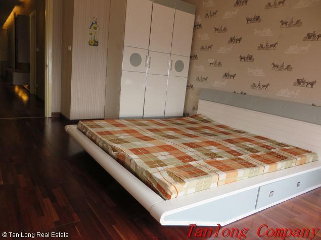 Fully furnished 3 bedroom apartment to lease in 25T2, Trung Hoa Nhan Chinh, Cau Giay, Hanoi 3