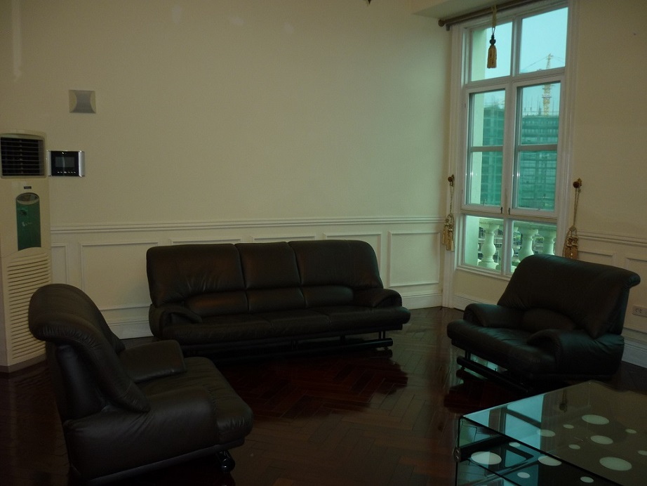 Fully furnished 3 bedroom apartment to rent in Block C, The Manor, Nam Tu Liem, Hanoi