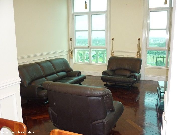 Fully furnished 3 bedroom apartment to rent in Block C, The Manor, Nam Tu Liem, Hanoi 2