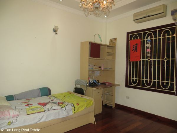Fully furnished 4 bedroom house for rent in Nguyen Phong Sac street, Cau Giay 10