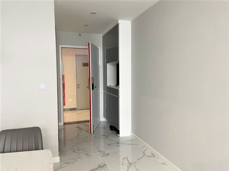 Fully renovated apartment for rent in Sunshine City Ciputra 1
