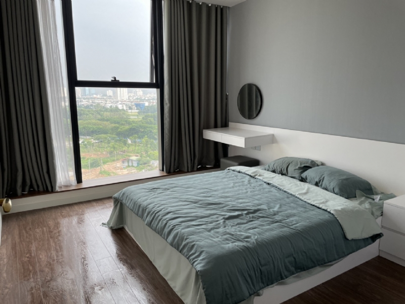 Fully renovated apartment for rent in Sunshine City Ciputra 11