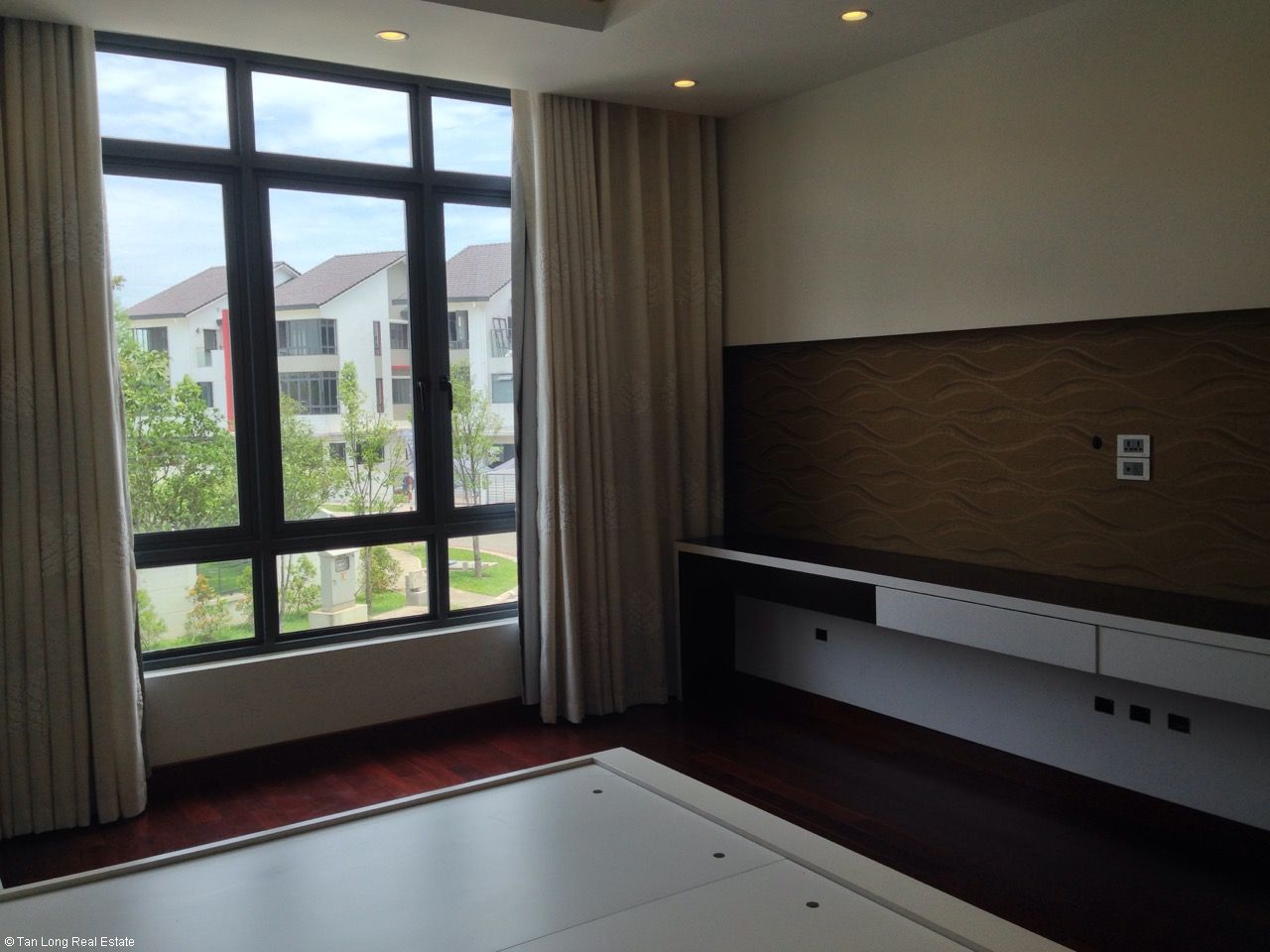 Furnished 05 bedrooms house for rent in Gamuda, Nguyen Xien street, Hoang Mai district. 8