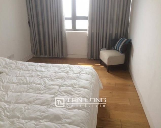 Glamorous apartments in Indochina, West  tower, Cau Giay district, Hanoi for rent 4
