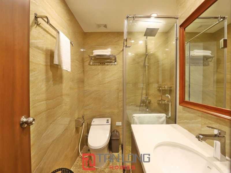 Glamorously 02 bedroom apartment for rent in Tay Ho street 17