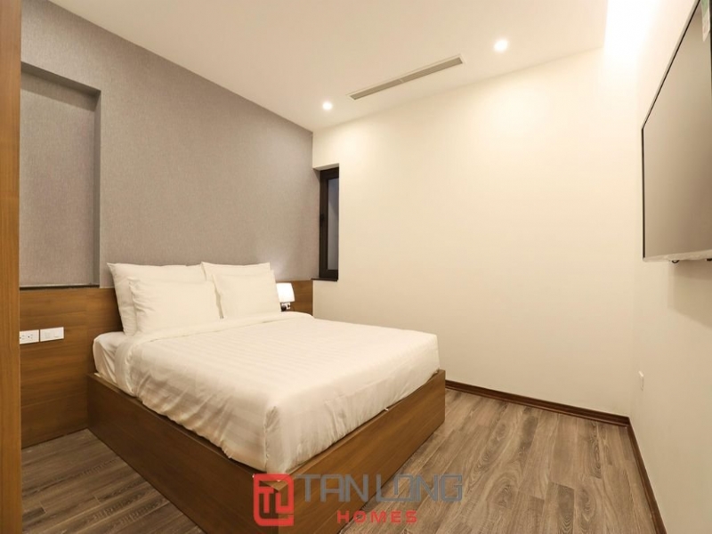 Glamorously 02 bedroom apartment for rent in Tay Ho street 20