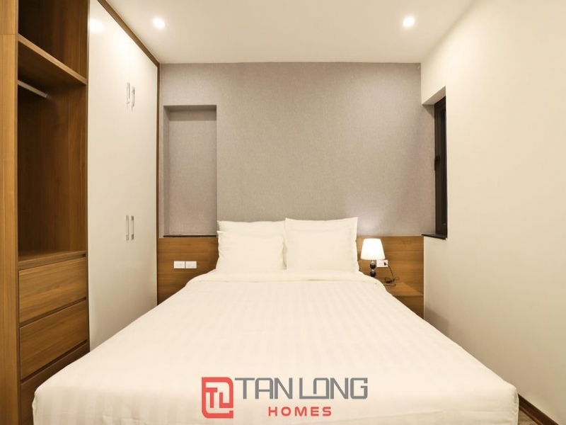 Glamorously 02 bedroom apartment for rent in Tay Ho street 21