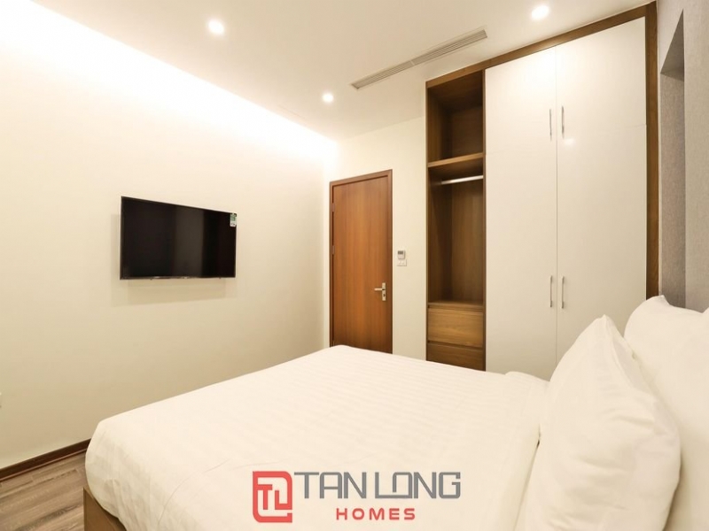 Glamorously 02 bedroom apartment for rent in Tay Ho street 22