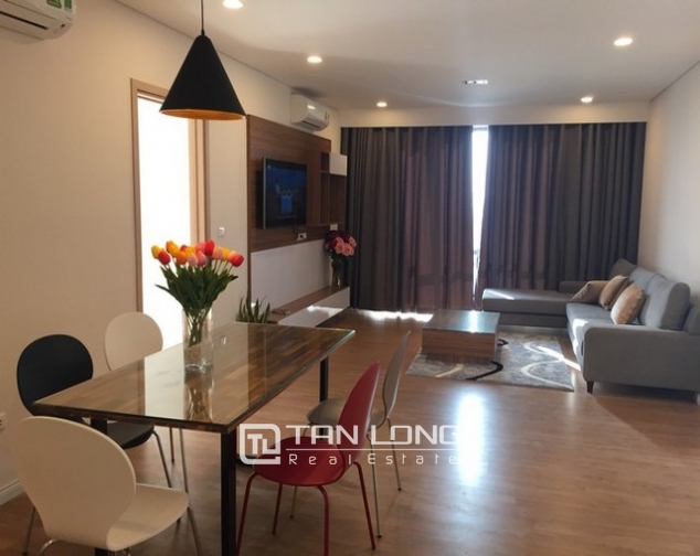 Glamorously full furniture 3 bedroom apartment for rent in Mipec Riverside Long Bien district 2