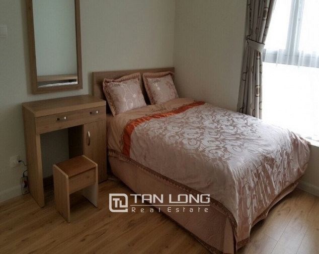 Glamorously Water mark  apartment in Lac Long Quan street, Tay Ho dist for lease 5