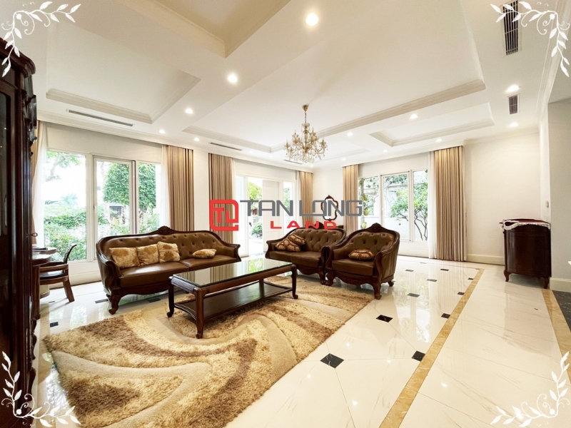 Gorgeous fully furnished detached villa for rent in Vinhomes Riverside 22