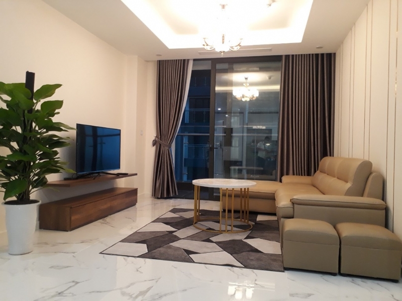 Gorgeous river-view apartment for rent in Sunshine City Ciputra 2