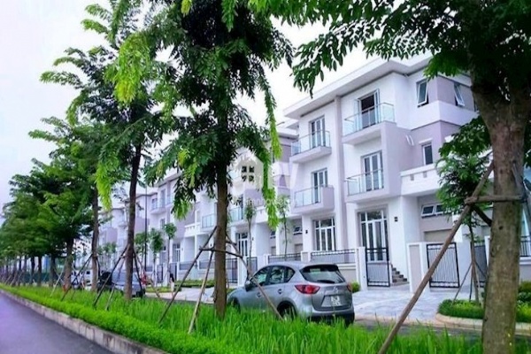 Governmental semi-detached villa K4 Ciputra - Tay Ho - Hanoi. DT 140m2, South direction, best price