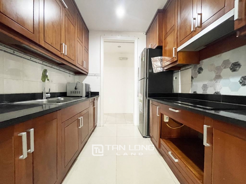 Grand 182 SQM apartment for rent in P2 Ciputra for no option 5