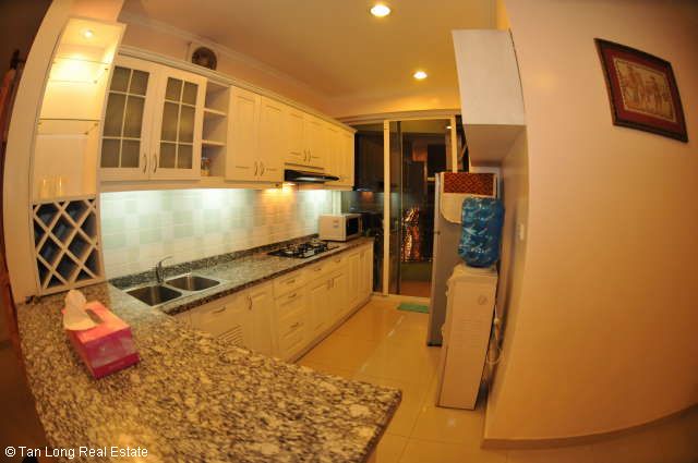 Great view apartment with 3 bedrooms for rent in Spring Garden (Vuon Xuan), Nguyen Chi Thanh str, Dong Da dist, Hanoi 4