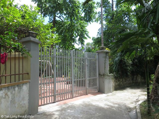 Green fully furnished 4 bedroom house to rent in Ngoc Thuy, Long Bien district 1