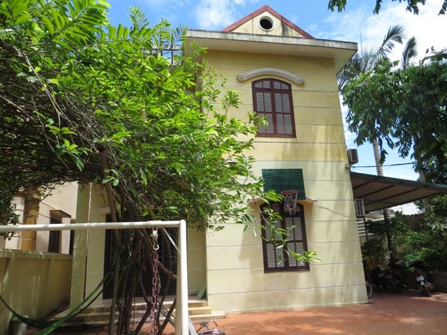 Green fully furnished 4 bedroom house to rent in Ngoc Thuy, Long Bien district