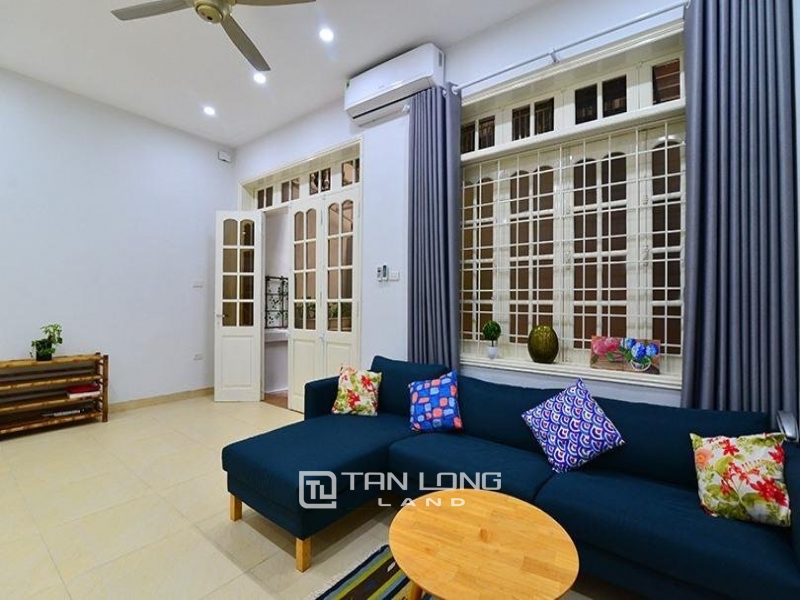 Green View house for rent in Dang Thai Mai, West Lake, Ha Noi 1