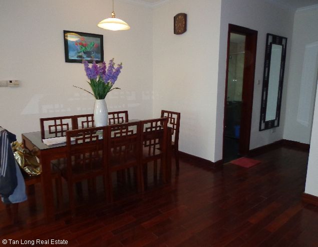 Hanoi apartment for rent in Vincom Tower with 02 nice bedrooms 5