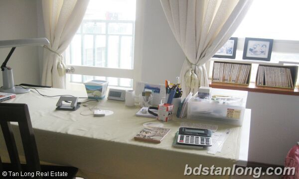 Hanoi apartments for rent in Kinh Do building. 9