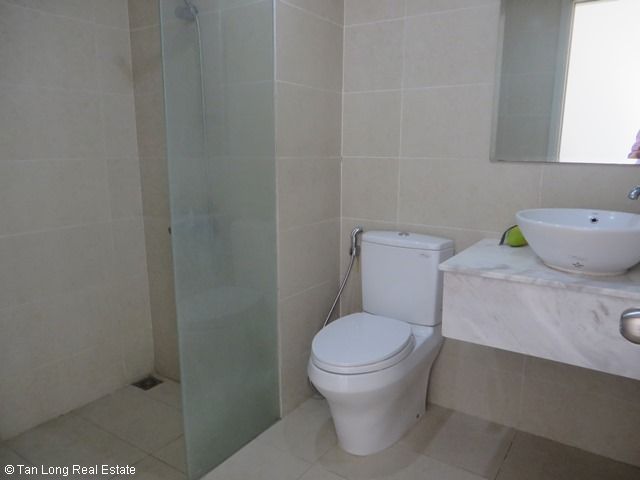 Hi-end 2 bedroom apartment for rent in Richland Southern, Cau Giay dist, Hanoi 9