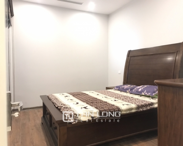 High end 2 bedroom apartment for rent in Sun Grand Thuy Khue 5