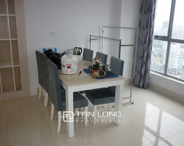 High floor 3 bedroom apartment in Star Tower for rent 2