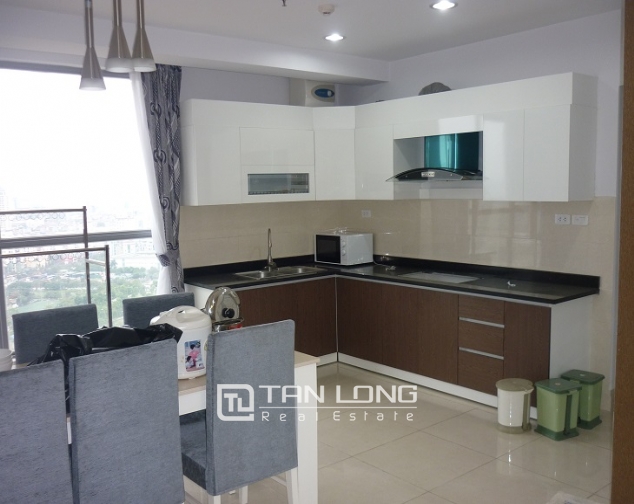 High floor 3 bedroom apartment in Star Tower for rent 3