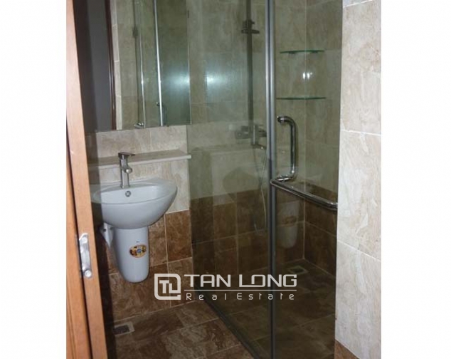 High floor 3 bedroom apartment in Star Tower for rent 1