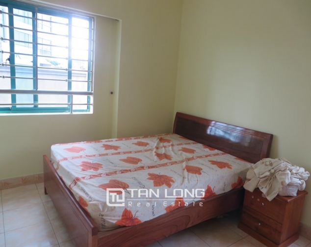 High floor apartment with 2 bedrooms in 671 Hoang Hoa Tham for rent 4