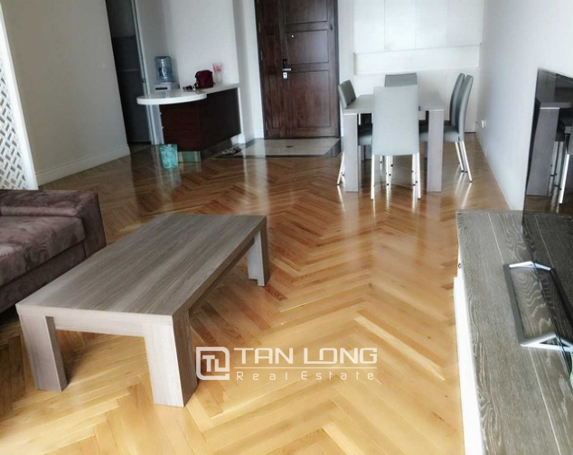 Hoang Thanh Tower: renting 2 bedroom apartment, full of luxurious furniture 3