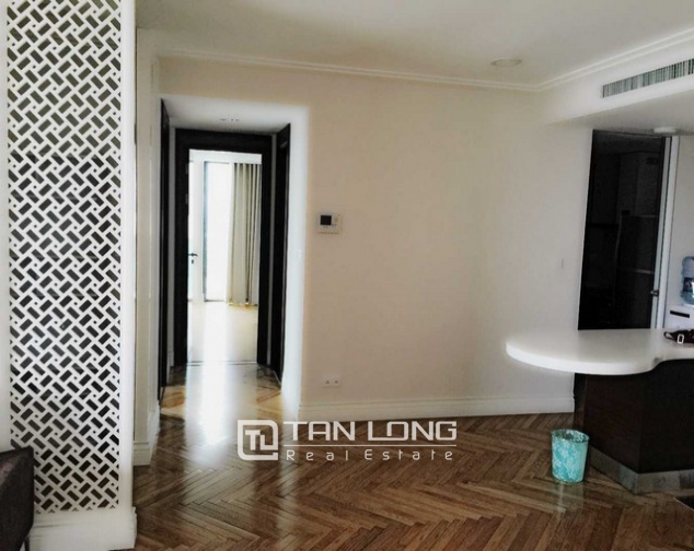 Hoang Thanh Tower: renting 2 bedroom apartment, full of luxurious furniture 5