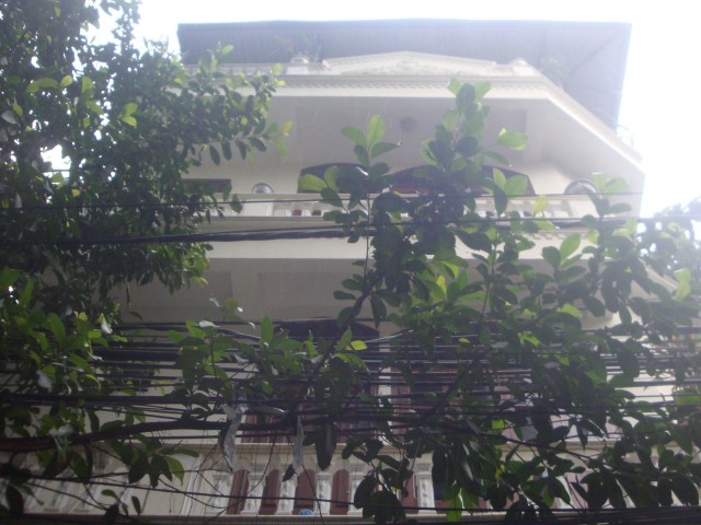 House to rent in Giang Vo street, Ba Dinh district, Ha Noi. 