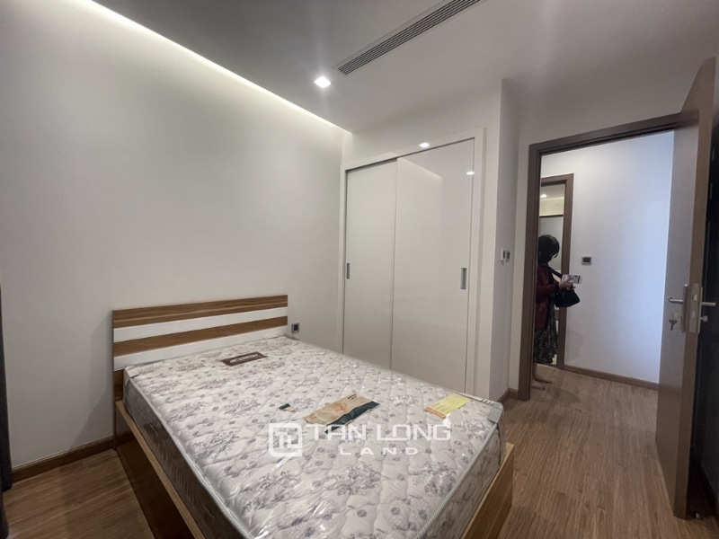 Inspiring apartment for rent in Hanoi center - Vinhomes Metropolis 8